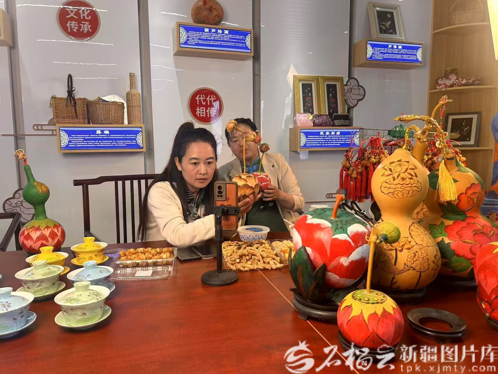 mmexport1762858353659